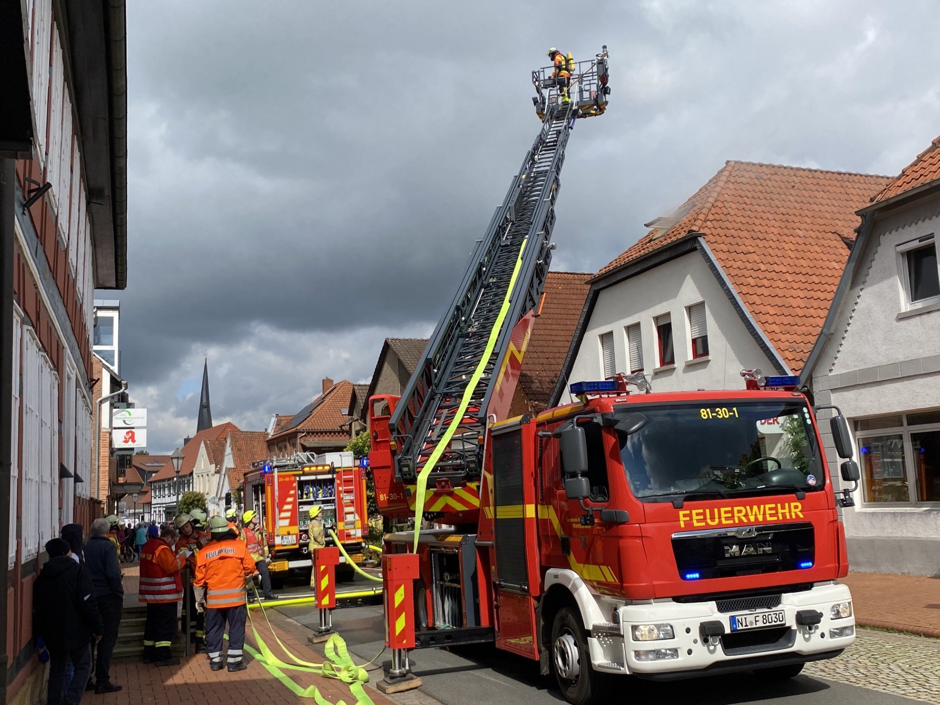 Einsatz%202026-06-11%20Wohnungsbrand%20Stolzenau%20%283%29